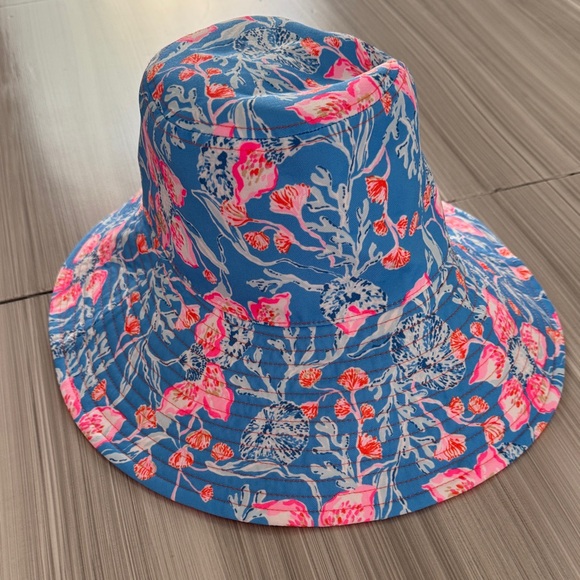 Lilly Pulitzer Accessories - Lilly Pulitzer reversible Blue and Pink Patterned Bucket Hat